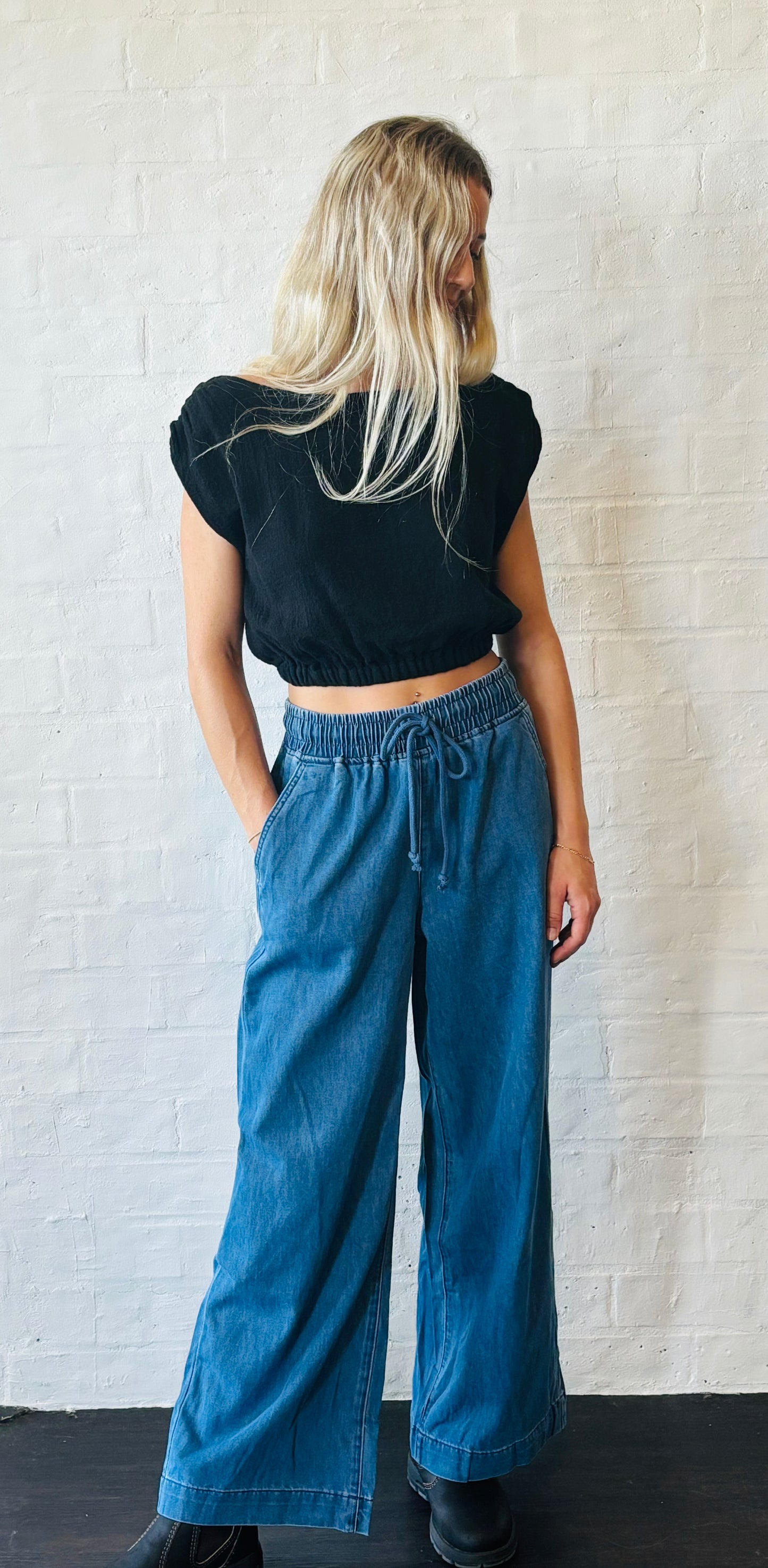 Mila Top - Black