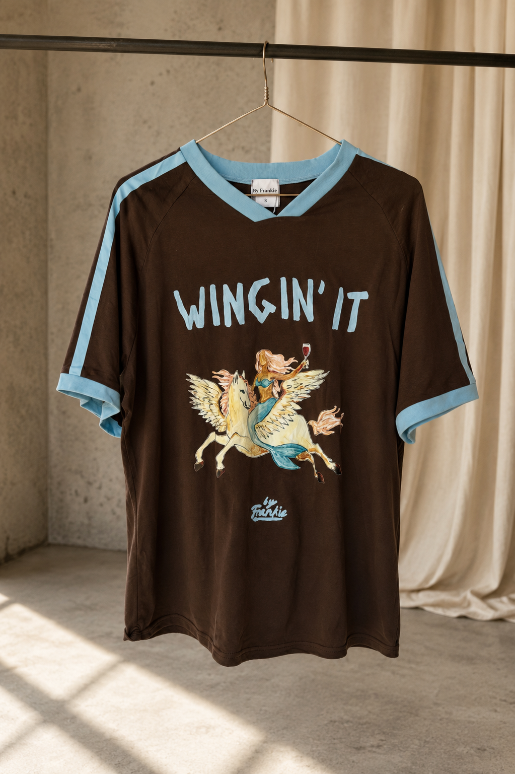 Wing in It Tee Blue/Choc