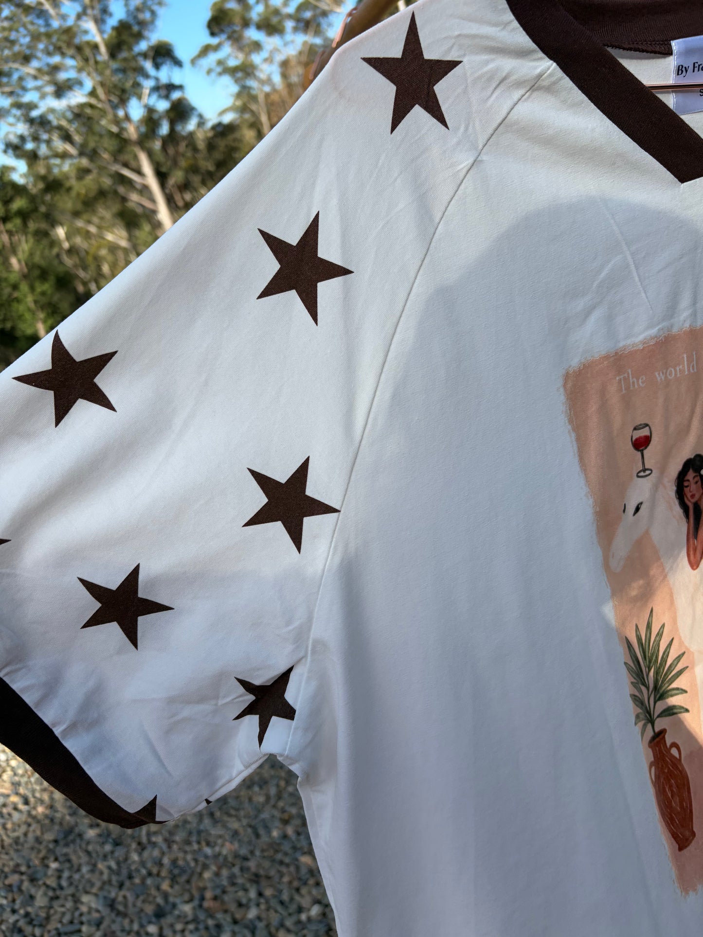 The World Needs Your Magic Tee White/Chocolate