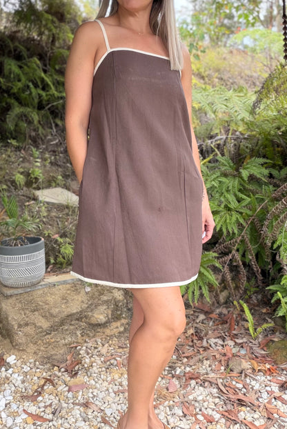 Sol Denim Dress in Chocolate
