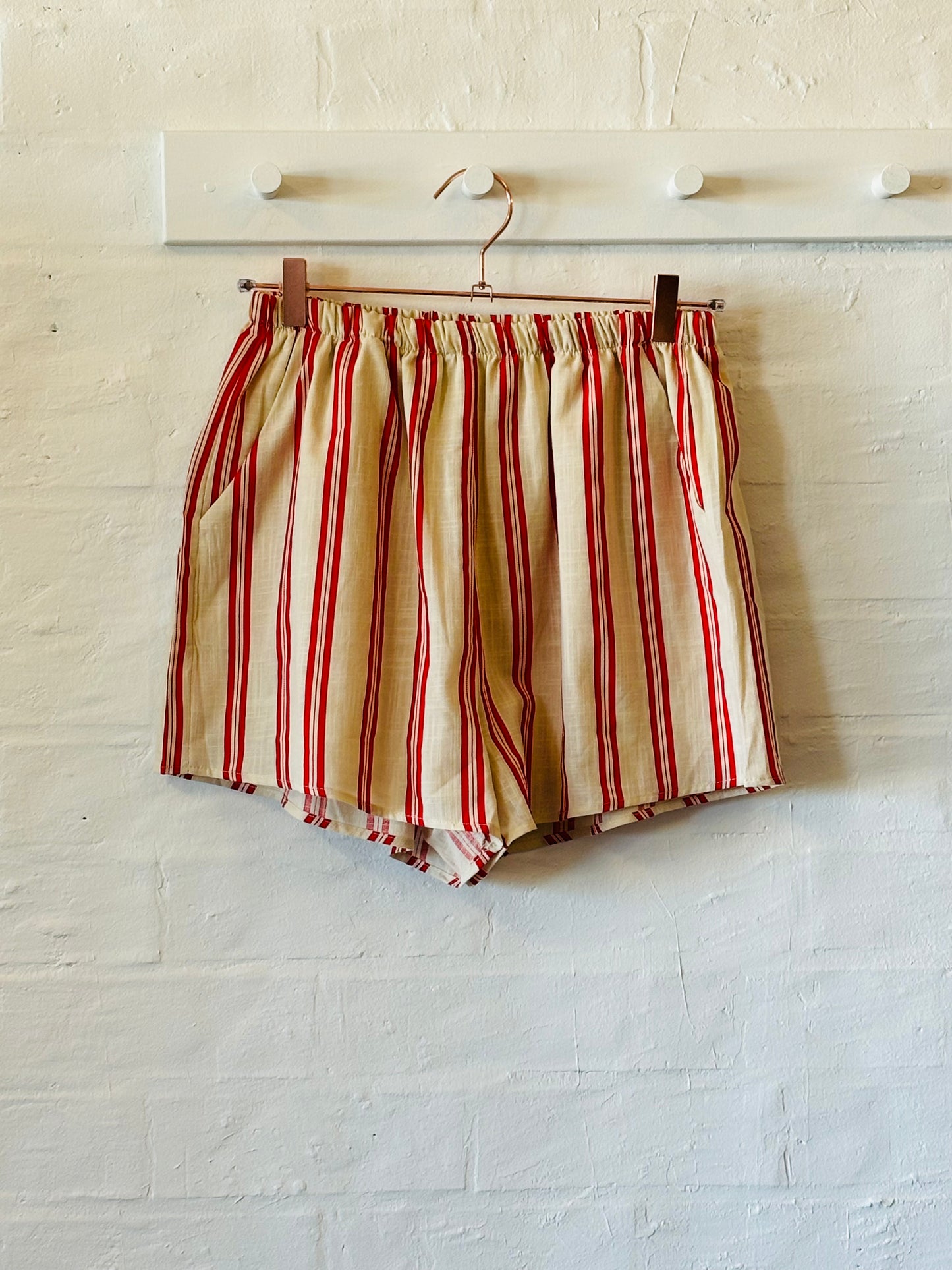 Cream/Red  Racer Short