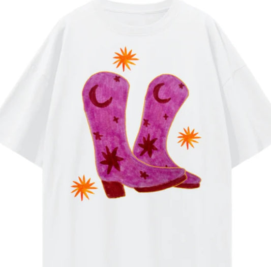 Maku COWGIRL BOOTS Oversize TEE!